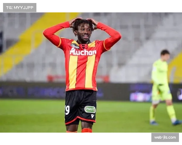 尼斯中卫卢切特红牌停赛，防线残阵迎战斯特拉斯堡