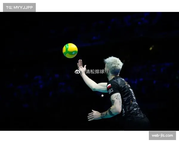 波兰男排联赛超级杯，雅斯特烈布斯基3-1战胜肯杰任，赢得赛季首冠