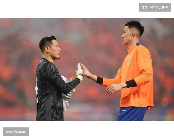 山东泰山门将位置突发换人：王大雷比目鱼肌拉伤缺席，21岁刘骐玮有望迎首秀